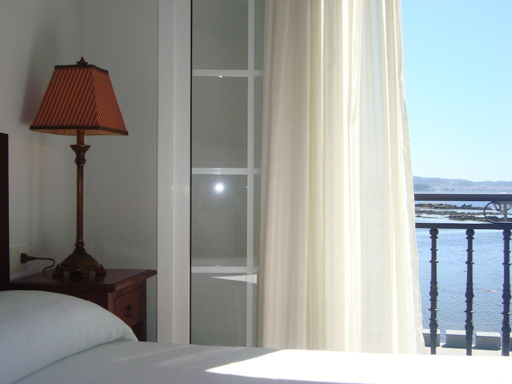 Hotel Ribeira De Fefinanes Cambados Esterno foto